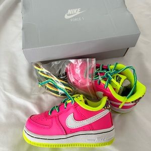 Hot pink brand new toddler Force 1 Nike